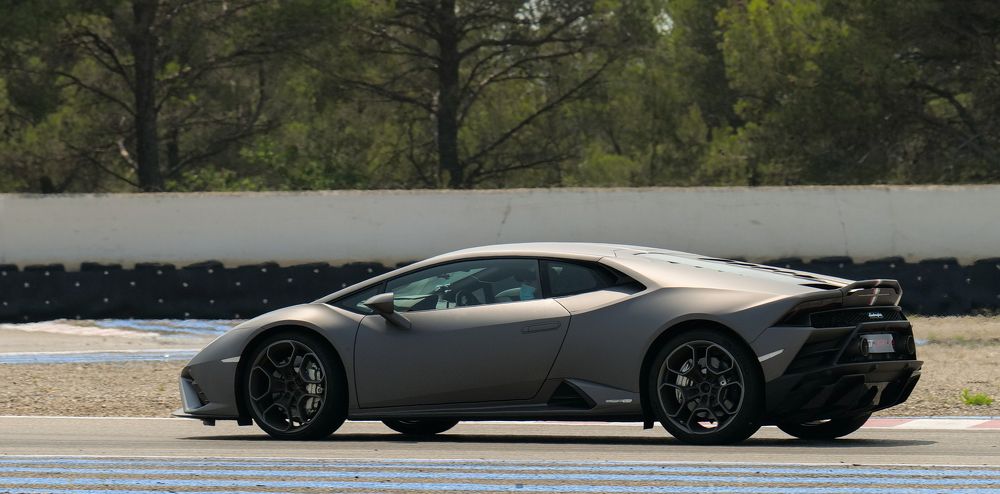 Photograph by Valentina Acrement