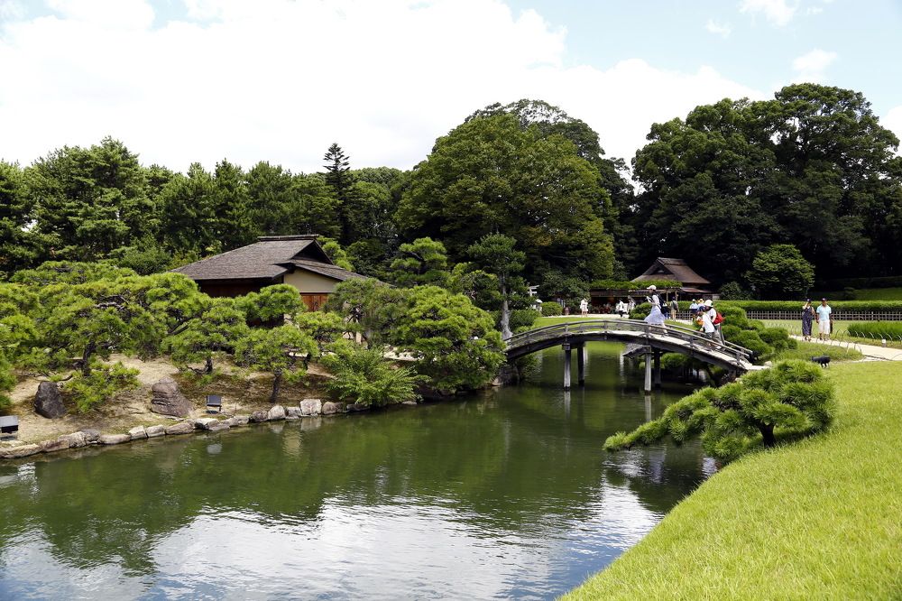 Мост в парке Каракуэн