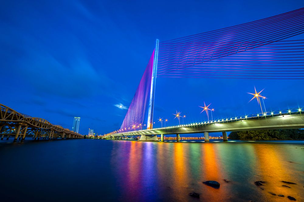 CẦU TRẦN THỊ LÝ VỀ ĐÊM