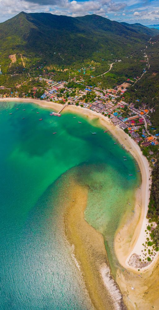 Photograph by Oleg Shuldikaov