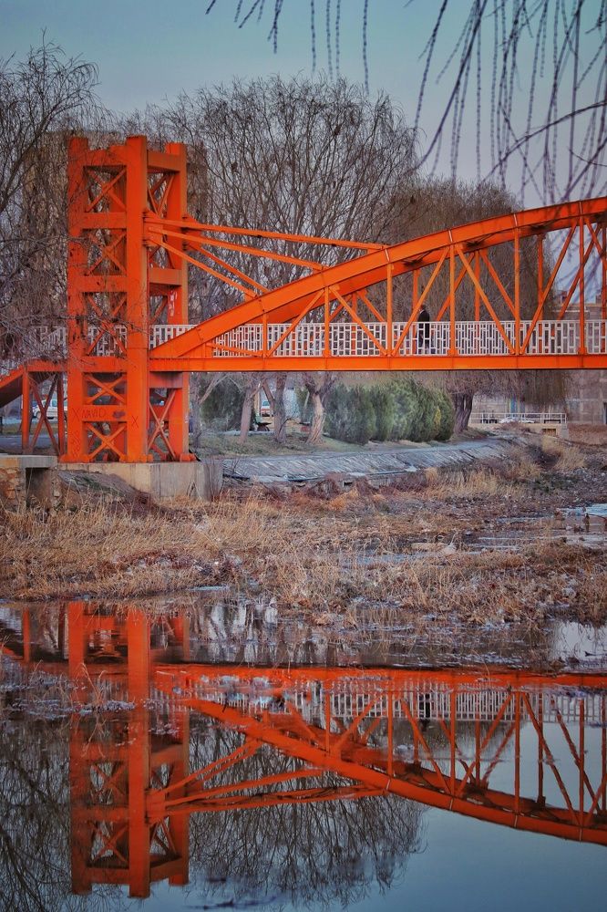 Photograph by Keyvan Hosine pour