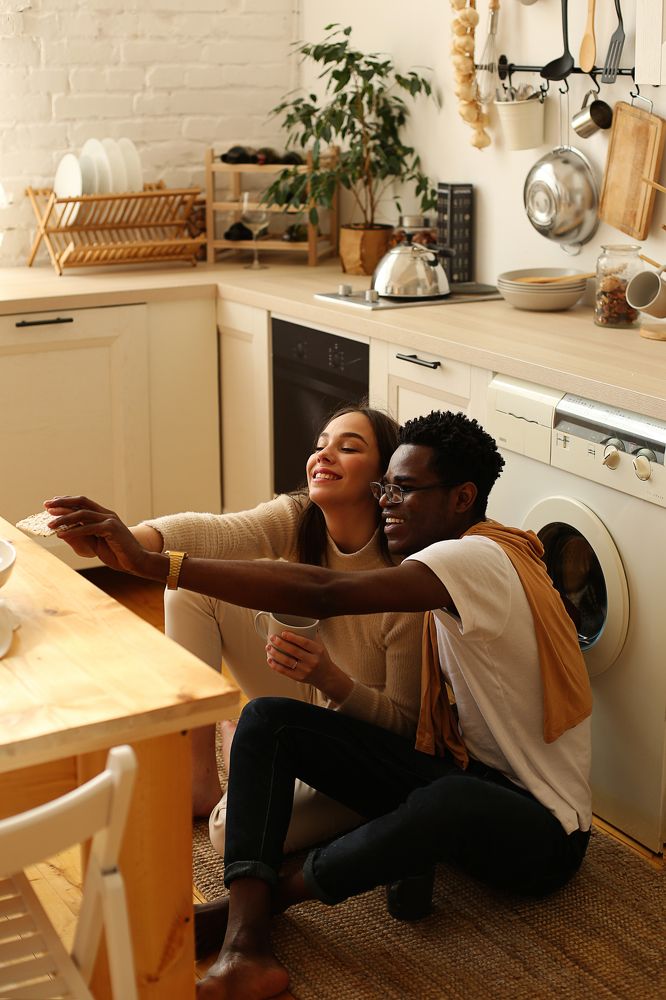 Любовь это...есть одно печенье вместе