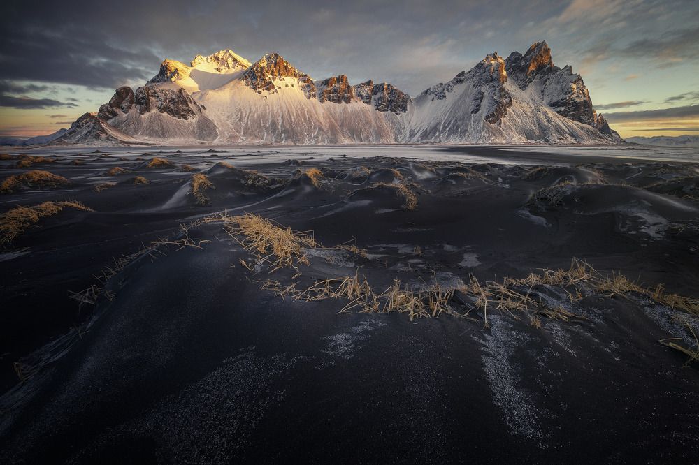 Photograph by Mario Marini