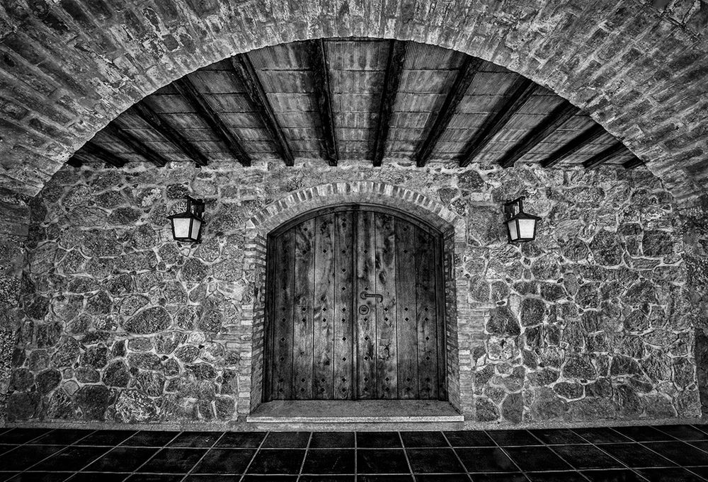 Photograph by Mario Fiorucci