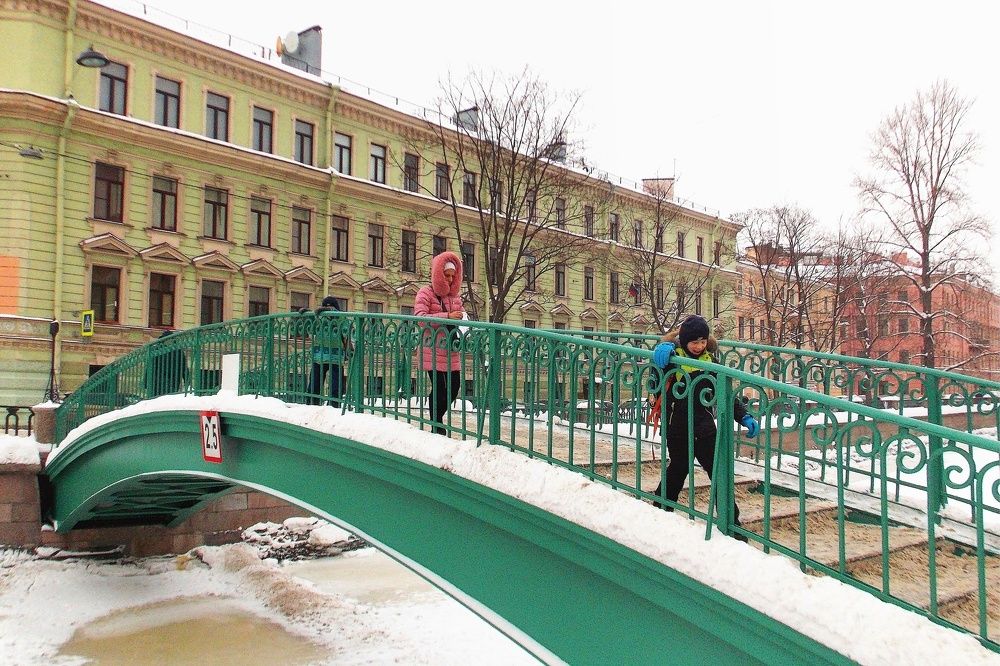 Скользкий мостик