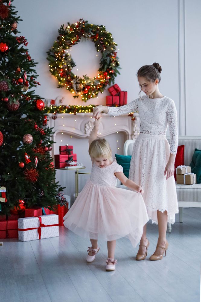 Новогодняя сказка для двух сестер