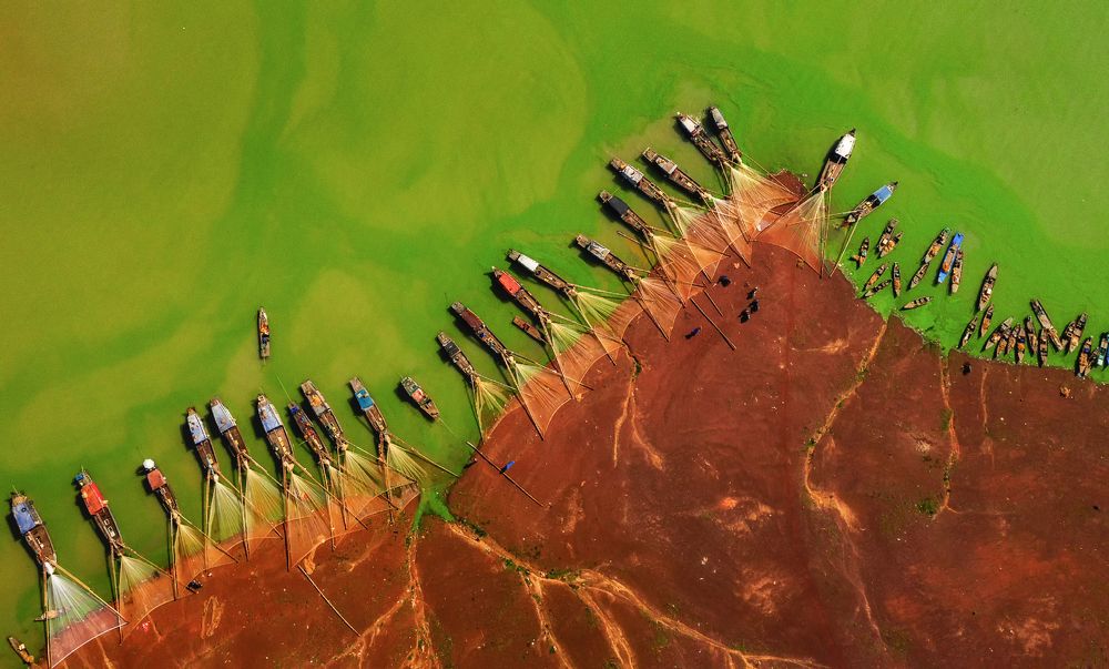 Photograph by Bùi Hưng