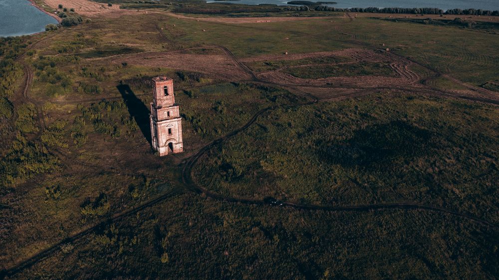 Photograph by _ AZIMOV