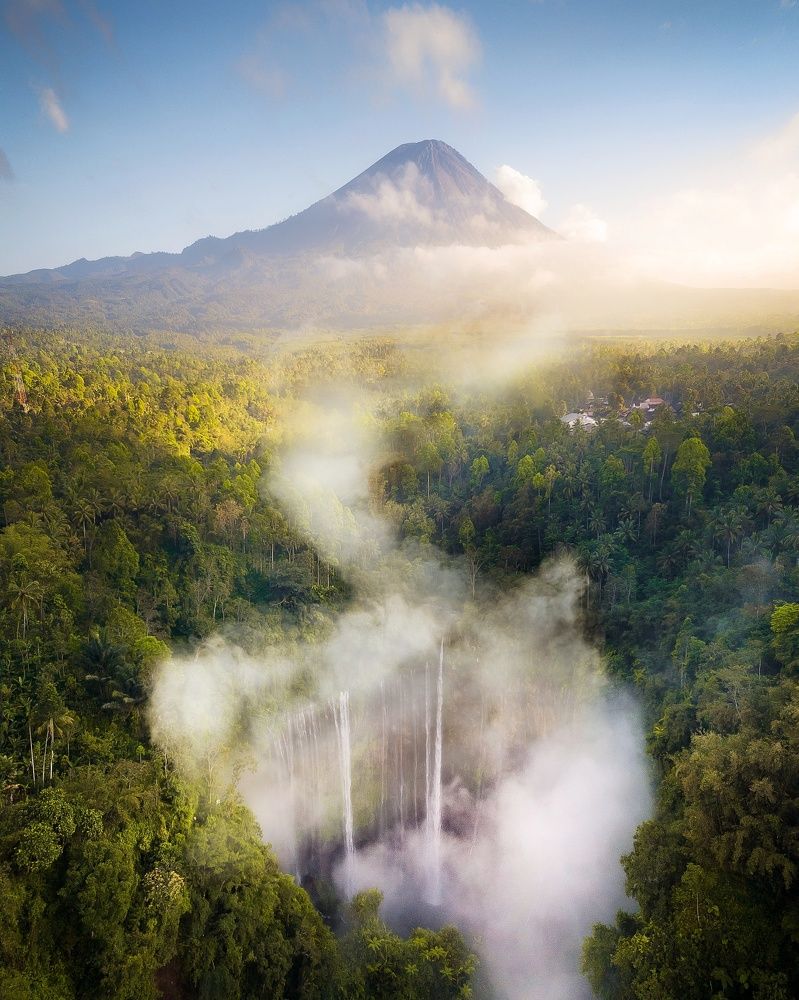 Photograph by Wahid Hasyim