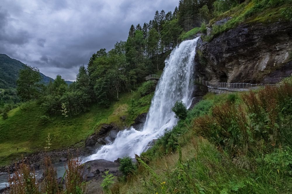 Steinsdalsfossen waterfall