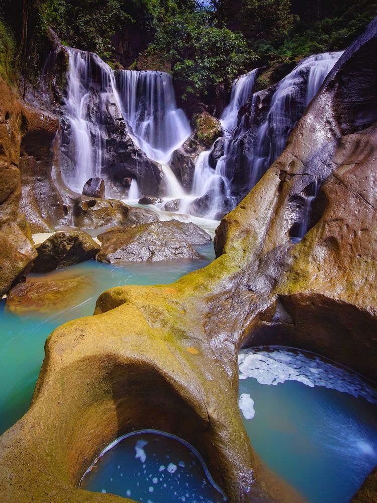 Photograph by Henri Fitriadi