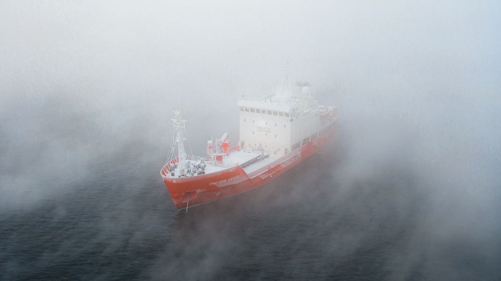 Photograph by Yan Silchenko