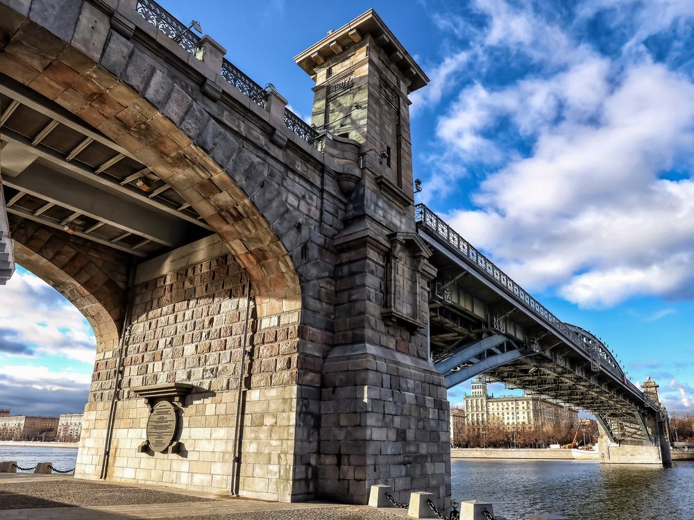 Андреевский мост.