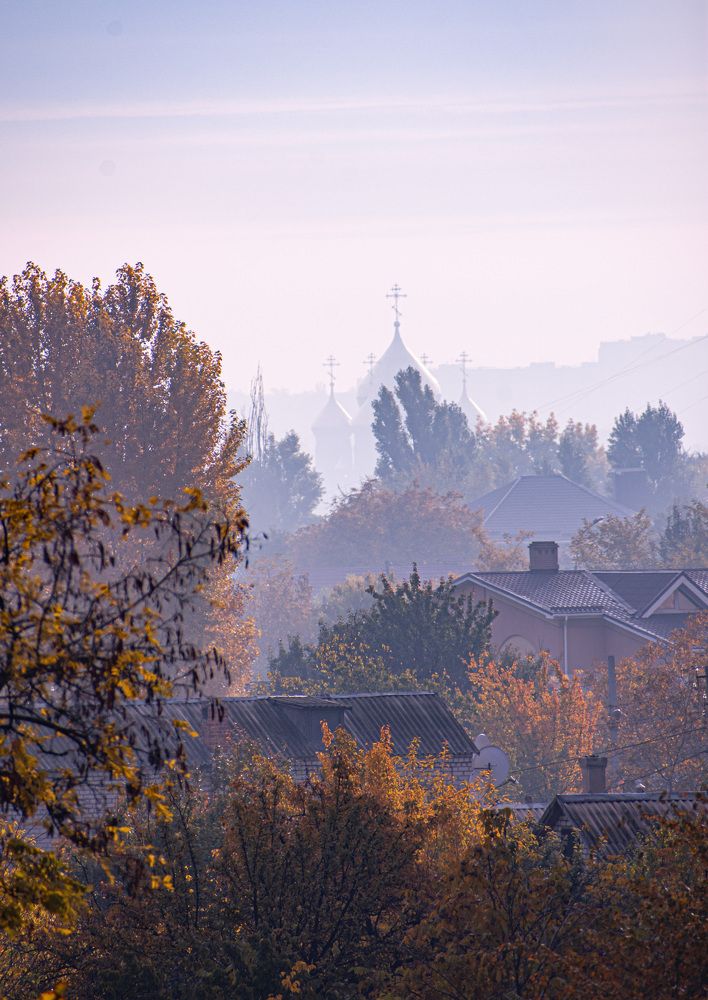 Собор в осенних красках