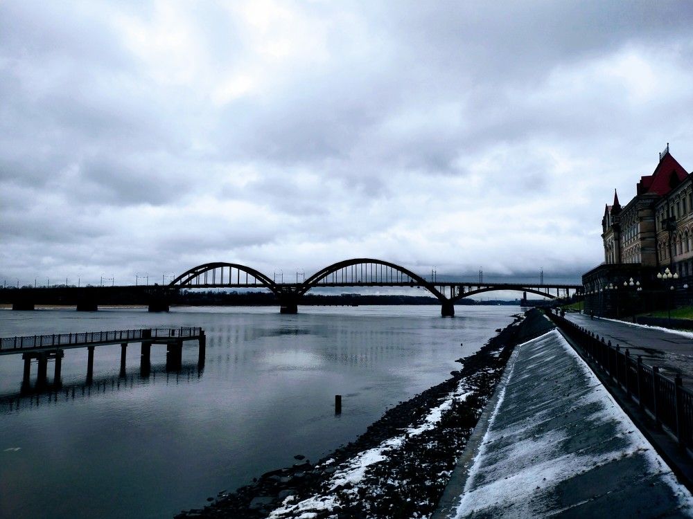 Мост через реку Волга