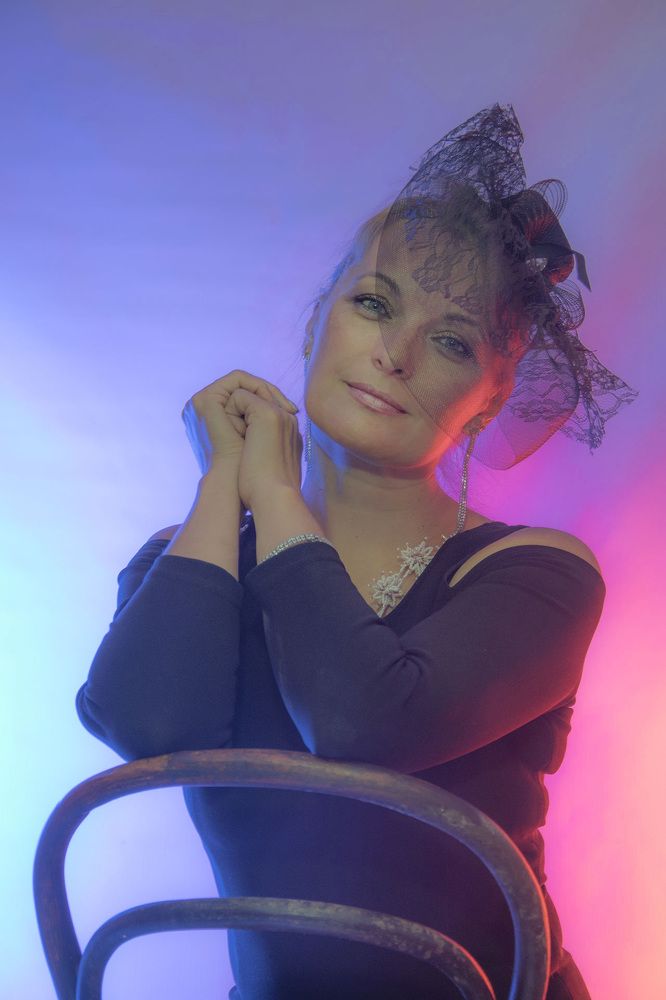 Женщина в шляпке.