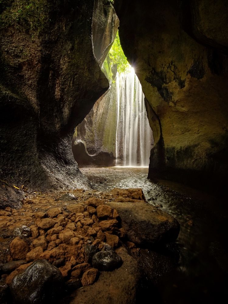 Photograph by Henri Fitriadi