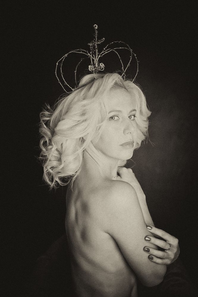 А скромность ли?