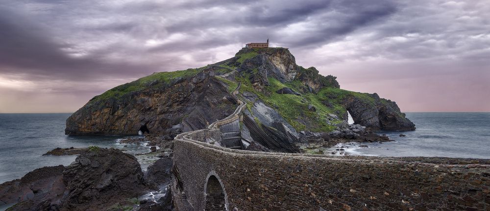 Photograph by Camacho Anto