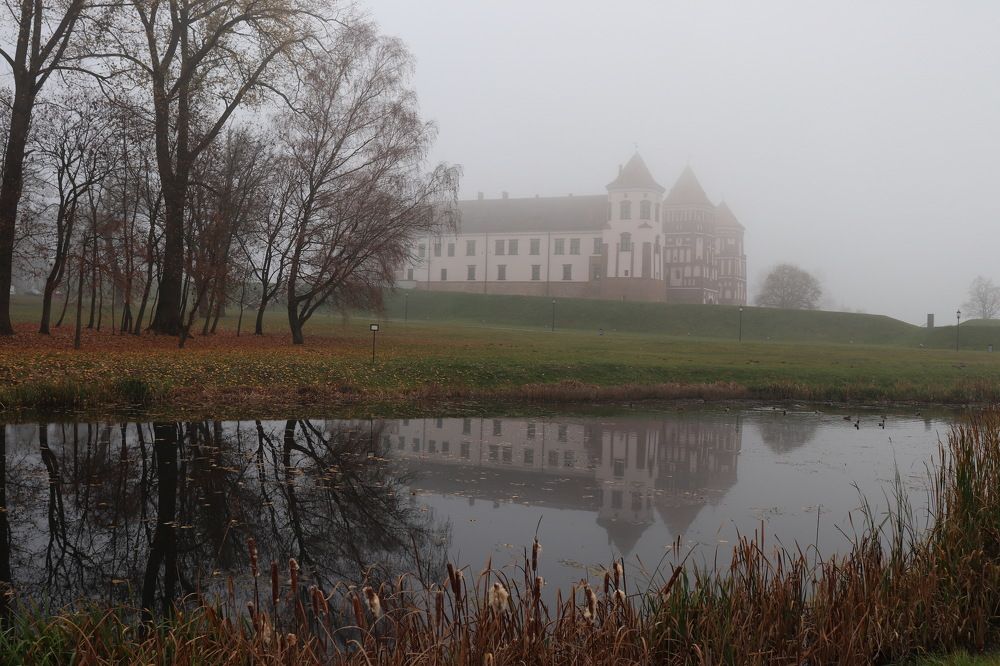 Туманный шарм старинного замка