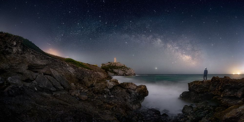 Photograph by Camacho Anto