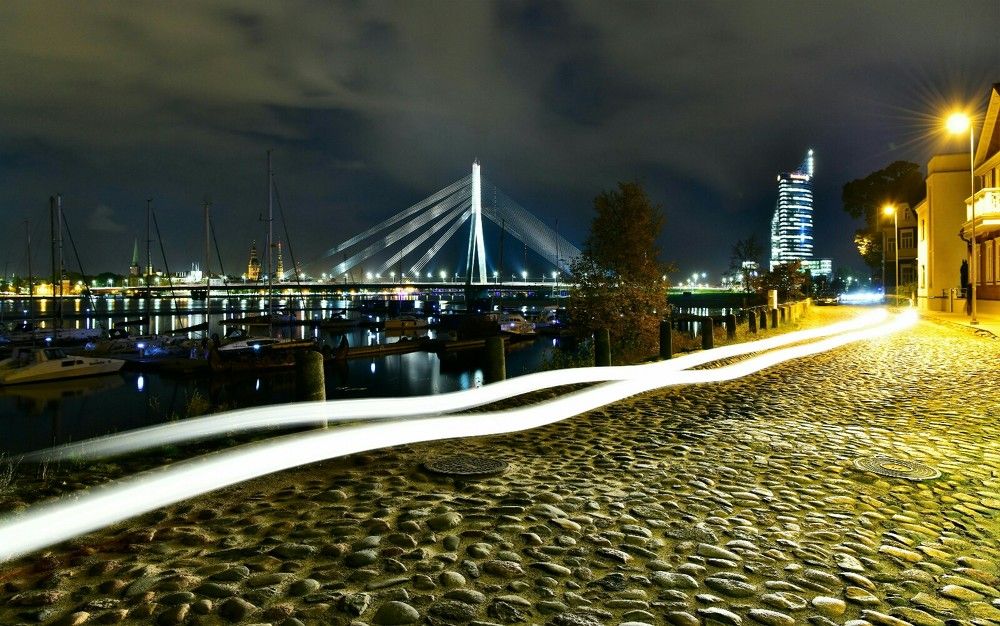 Набережная.