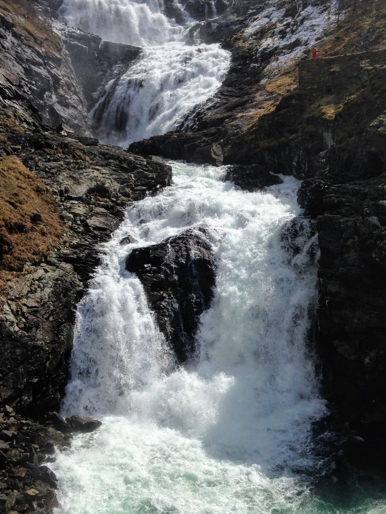 Водопад Кьесфоссен