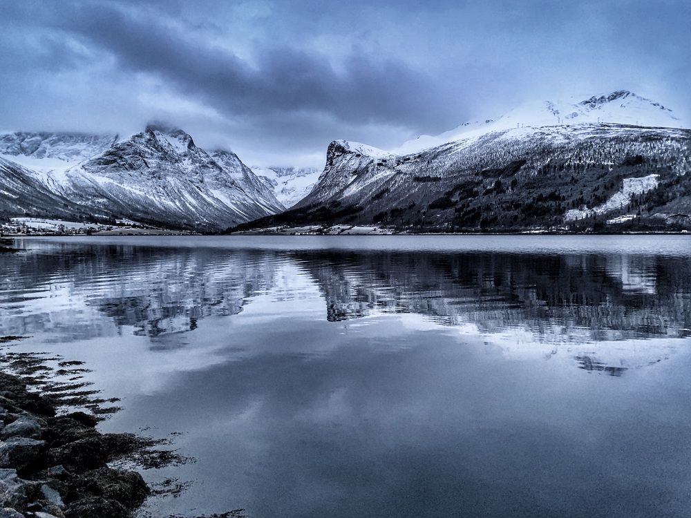 Photograph by Gauthier Mullenaerts