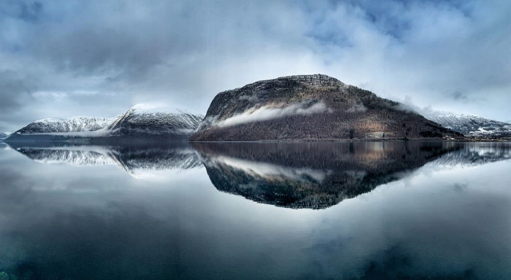 Photograph by Gauthier Mullenaerts