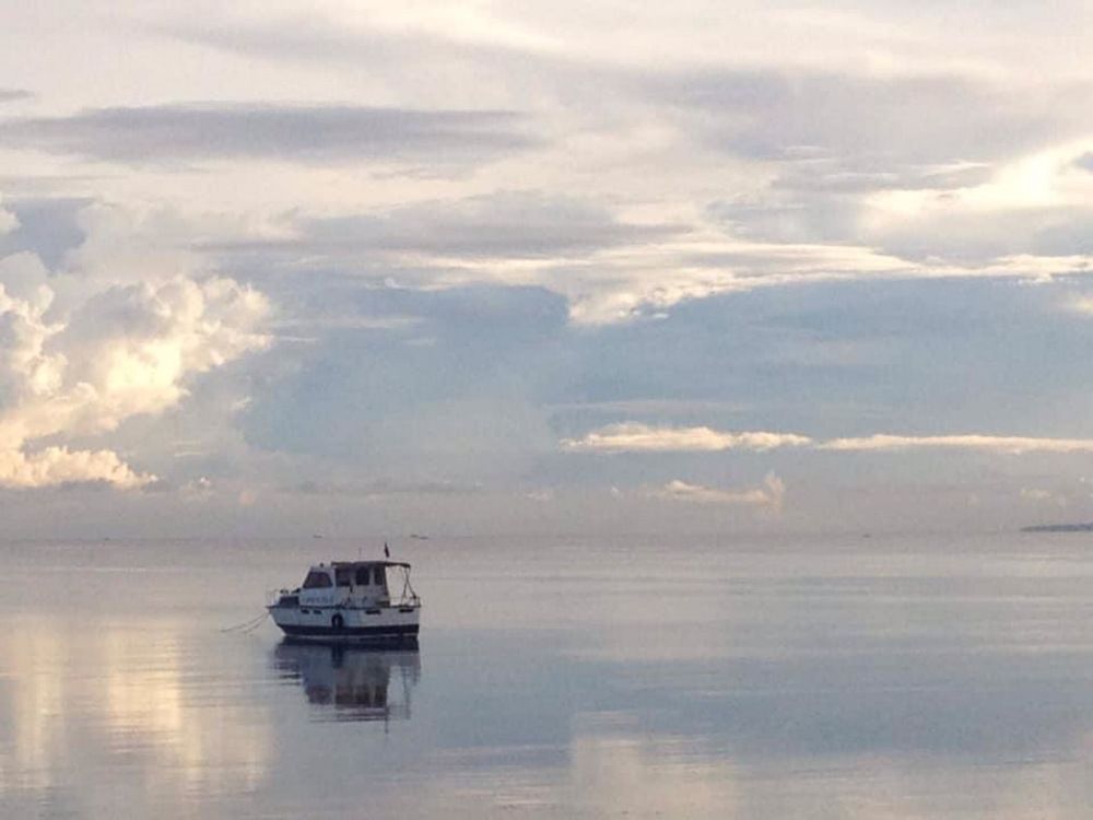 Photograph by Glosito Pabayo