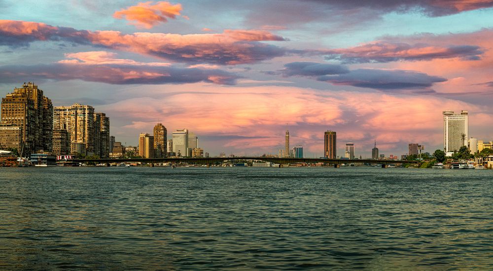 Мост 6 октября и река Нил