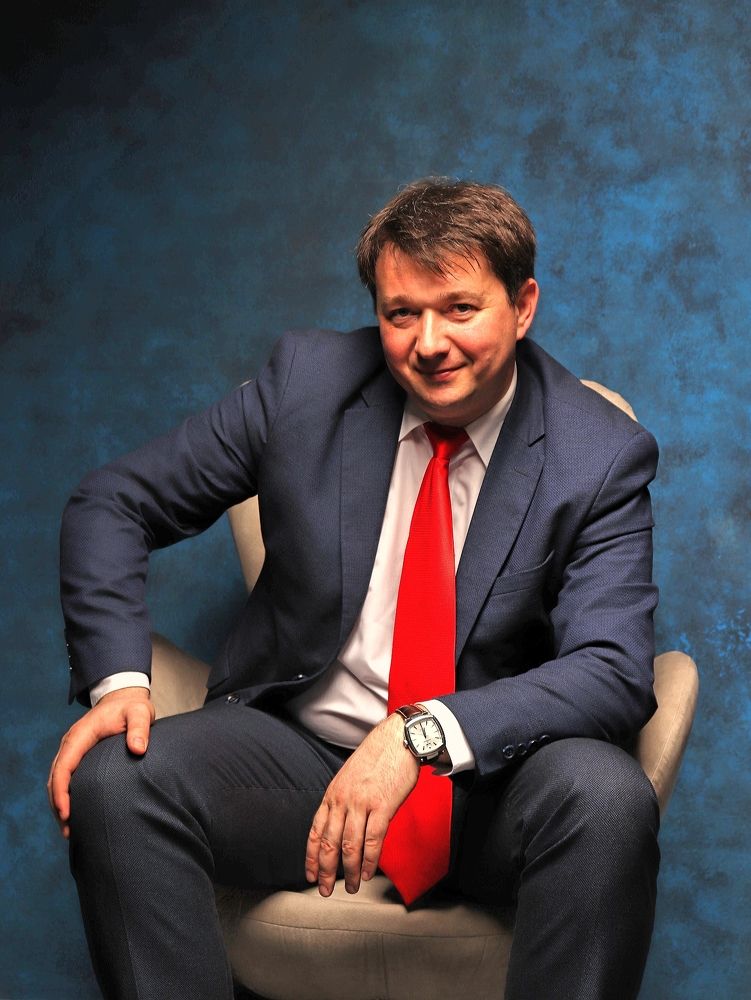 Претендуешь ...? Соответствуй... !