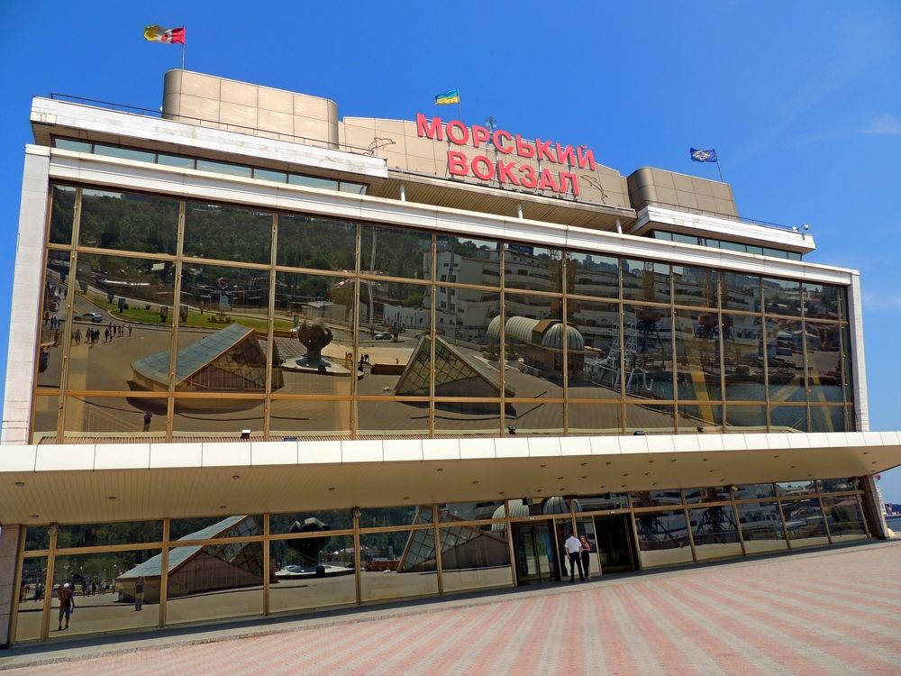 Огромный телевизор