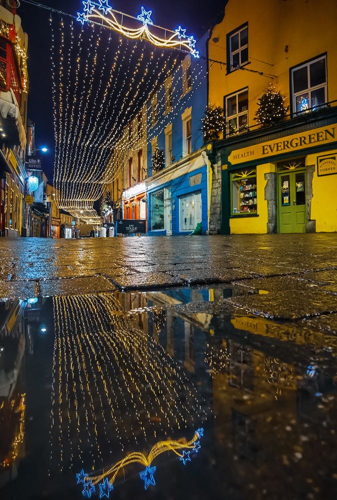 Street Lights Reflection