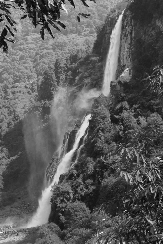 Nuranang Falls.