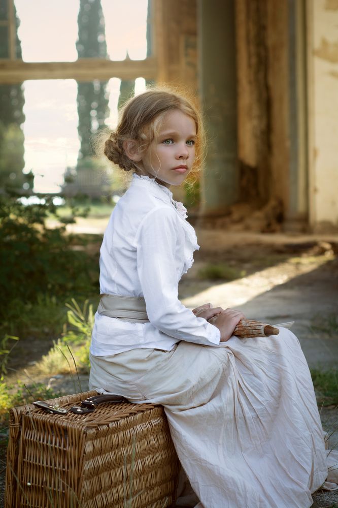 В ожидании поезда/Waiting for a train