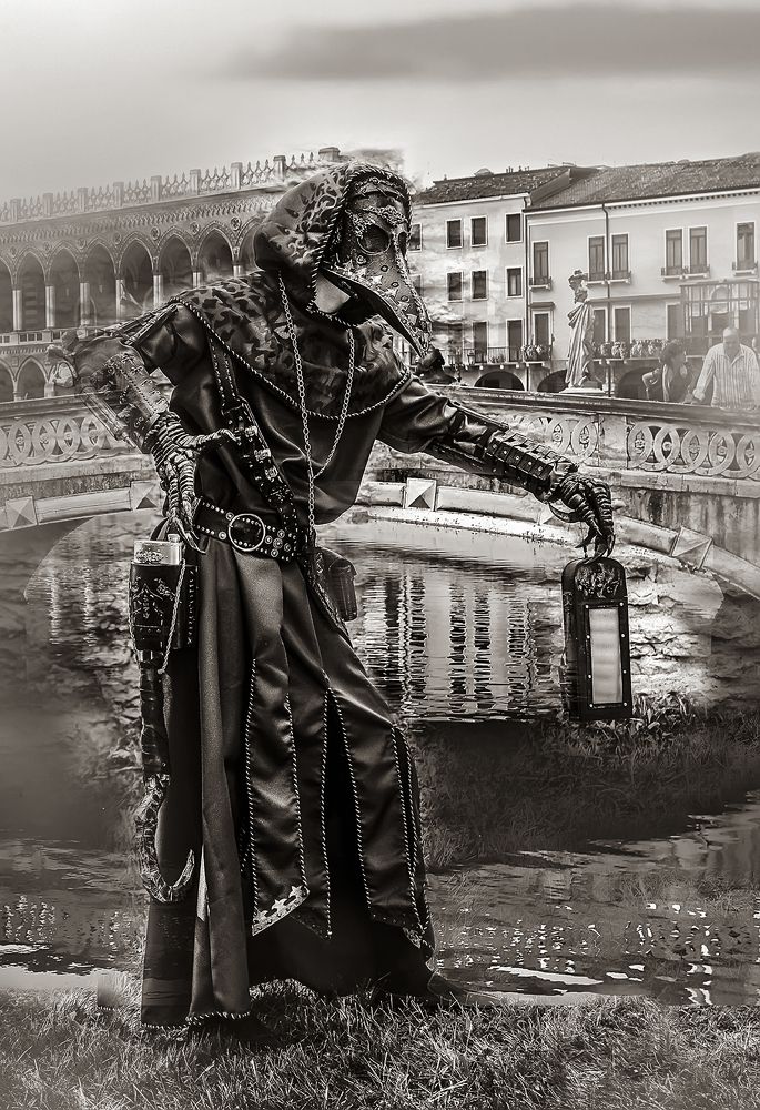 Призрак Ковида.