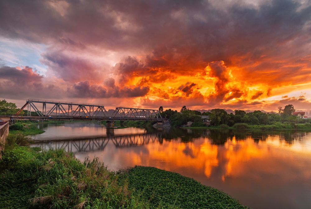Sunset on Do bridge