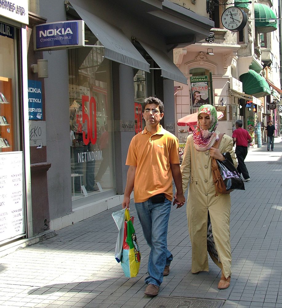 Утренний шоппинг.