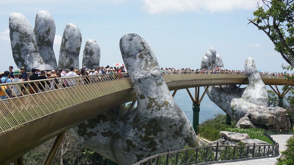 Золотой мост. Дананг. Вьетнам