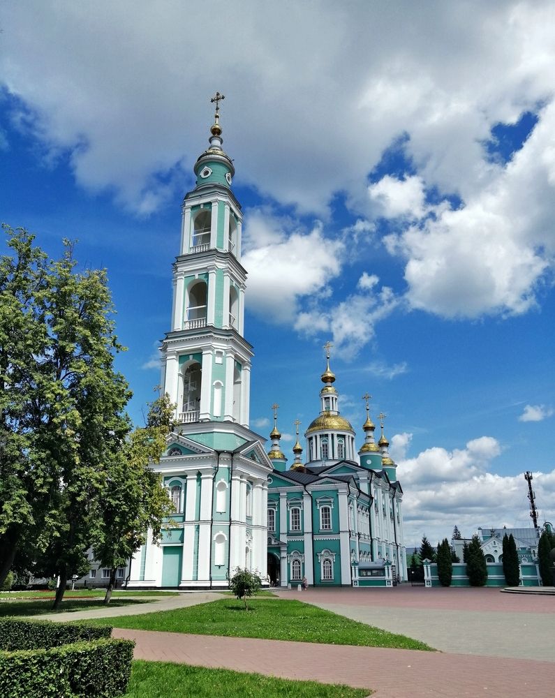 Спасо-Преображенский кафедральный собор в Тамбове.