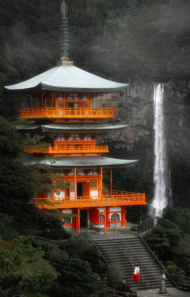 Nachi Waterfall