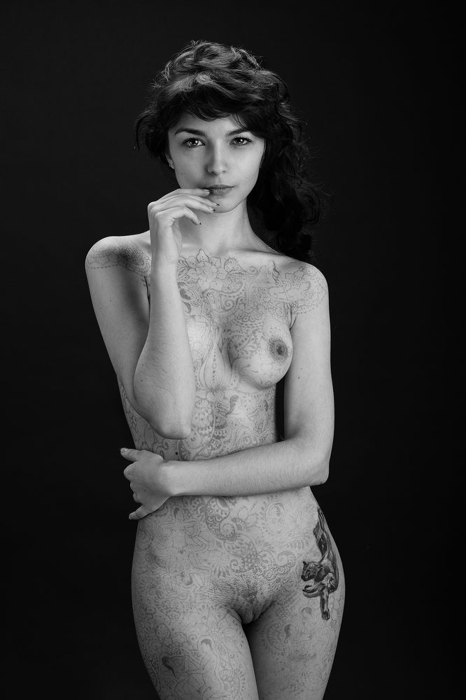 Photograph by Aleetet