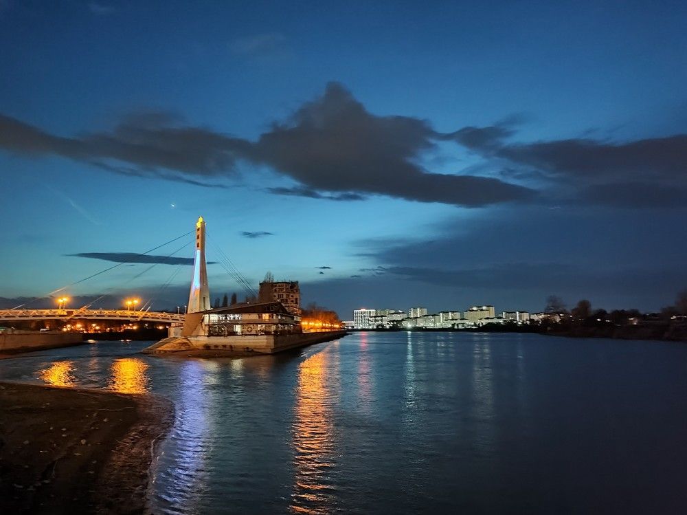 Вечерний мост