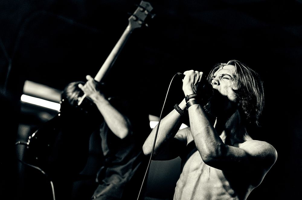 Концертная фотография с выступления группы Shades Of Past , клуб Тёплый Ламповый, Киев