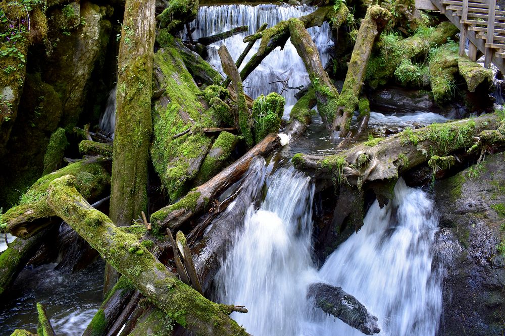 Водопад Эстюба