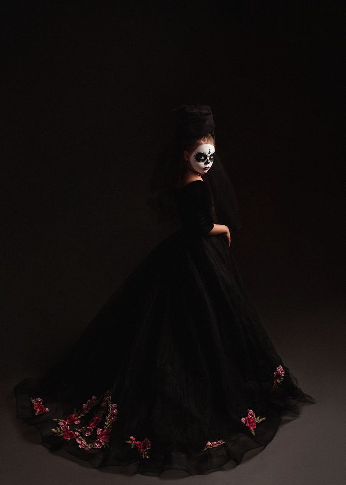 Photograph by Elena Barishpol