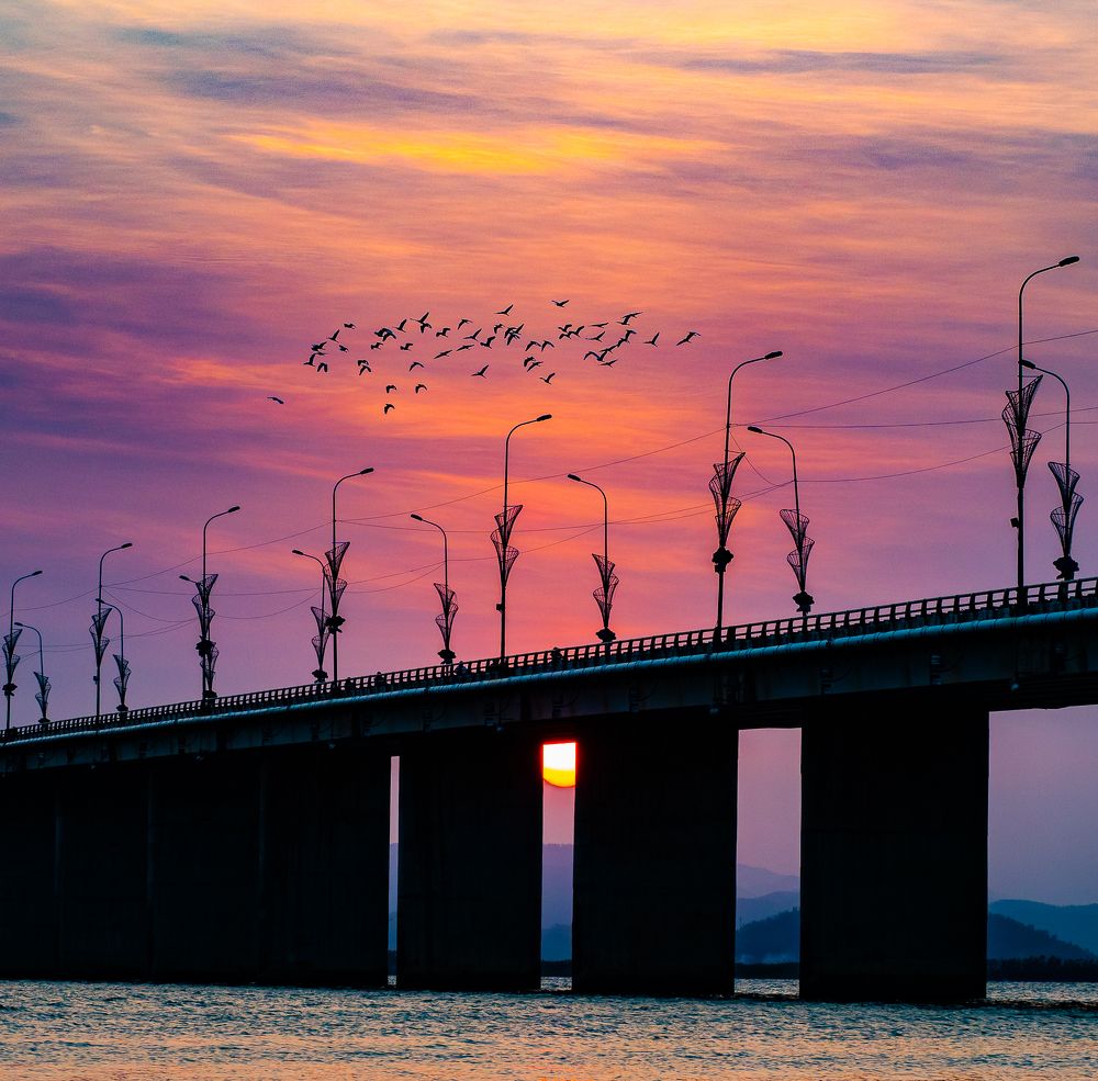 The sunset and the bridge