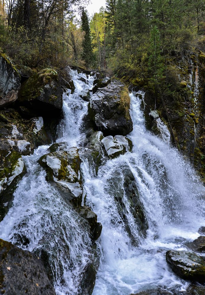Уларский водопад.