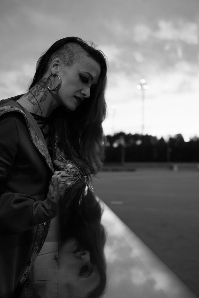 Тебя двое